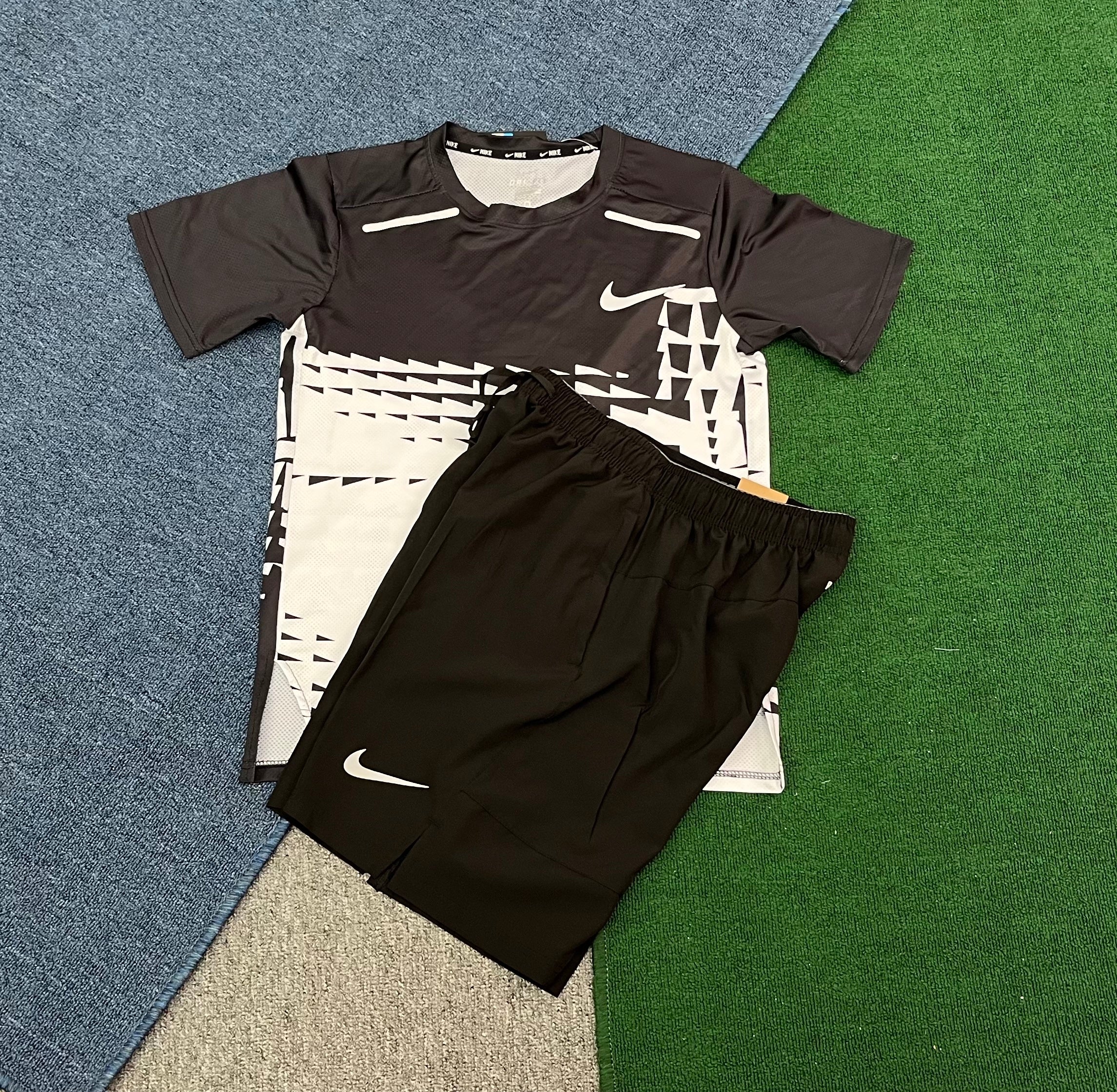 2 piece Nike sets