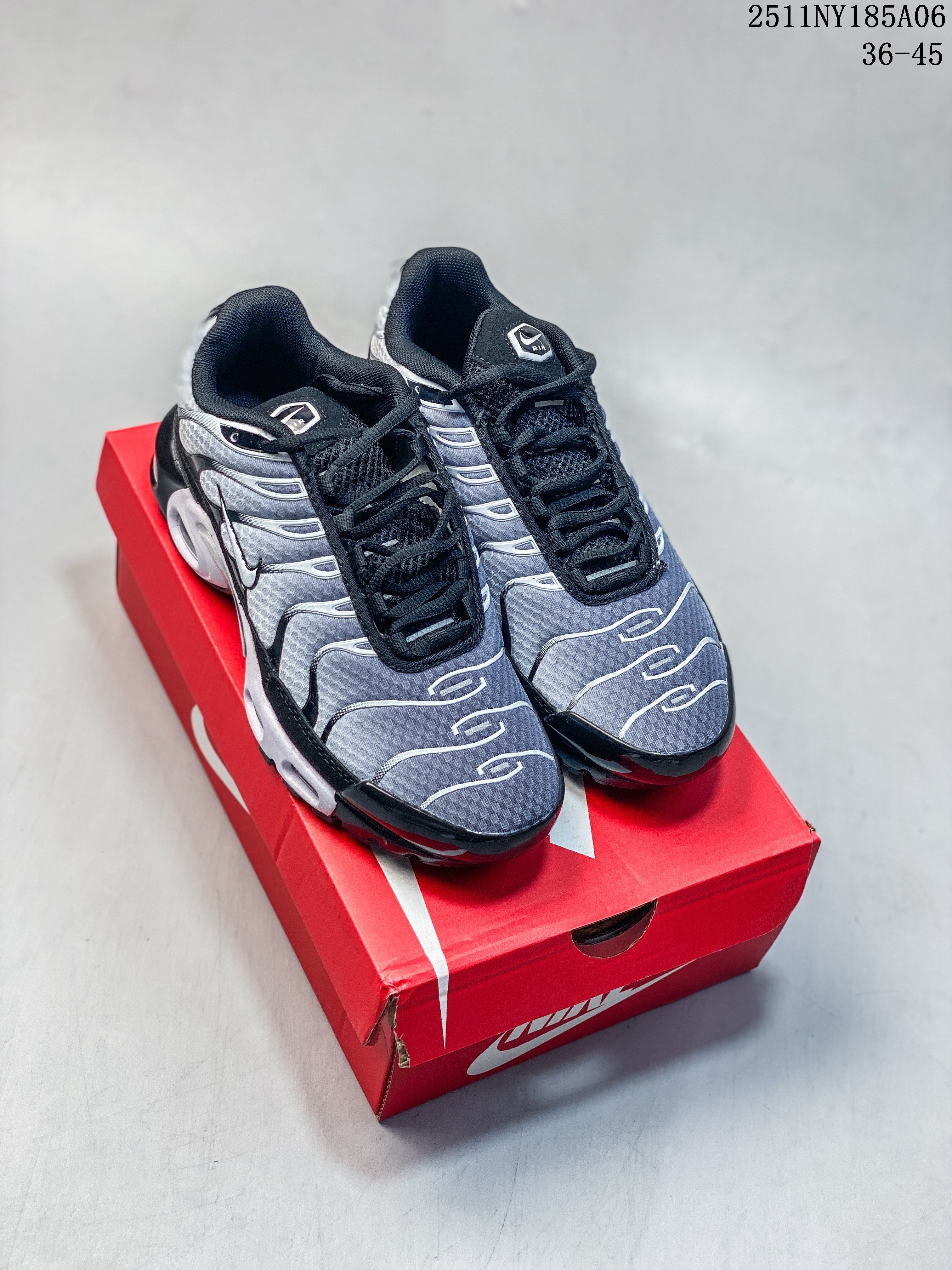 Nike Airmax plus TNs