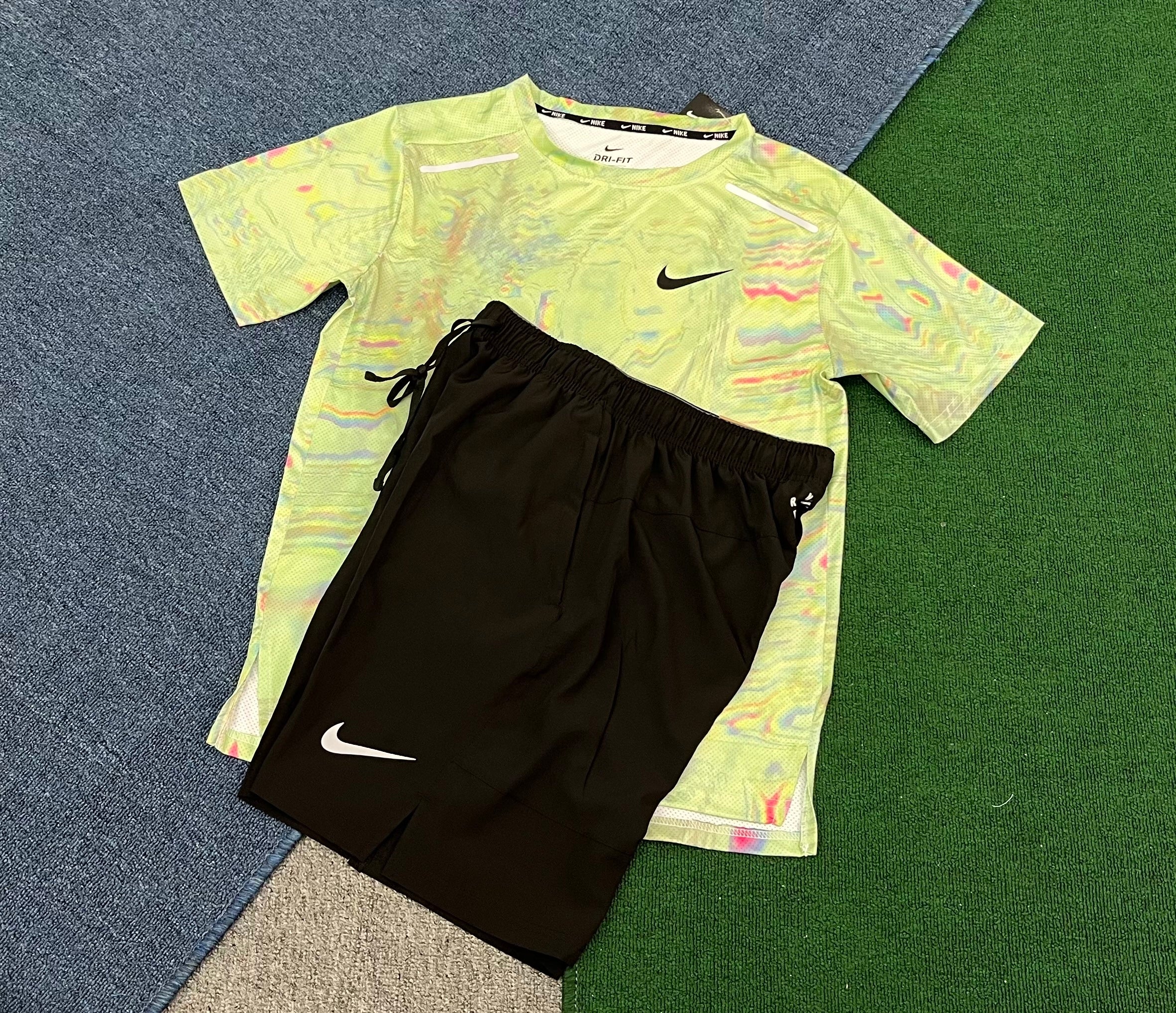 2 piece Nike sets
